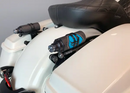 Harley-Davidson FLTRXSE 1977 Road Glide CVO 121 [2025] - REVO ARC Remote Reservoir Außenbefestigung – Bild 8