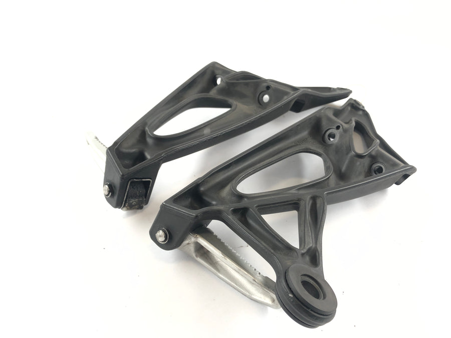 BMW K 1300 R [2010] - Firests of Pediatric Footrests set