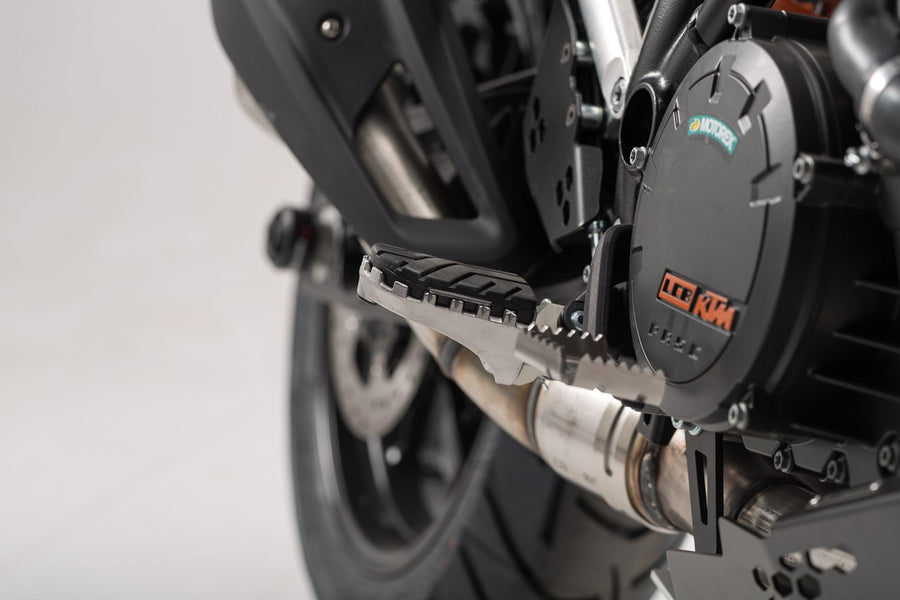 KTM 1090 Adventure [2017-2018] - Kit de reposapiés ION, versión FRS.04.011.10101/S – imagen 1