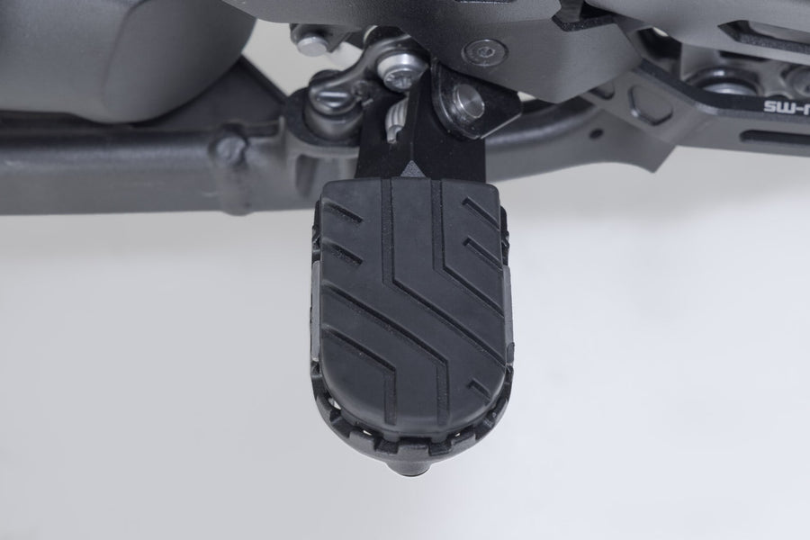 BMW R 1300 GS [2023-2026] - Kit de reposapiés ION – imagen 5