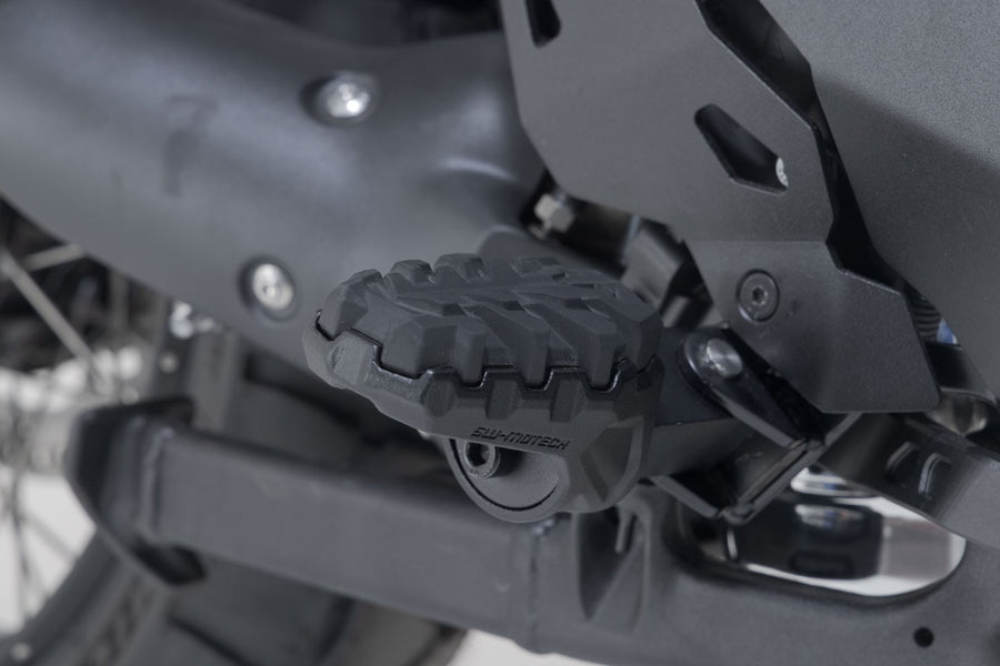 BMW R 1300 GS [2023-2026] - Juego de reposapiés EVO – imagen 1