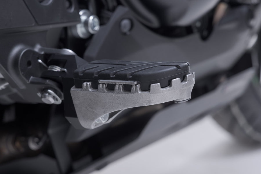 Kawasaki Versys 1100 [2025-2026] - Kit reposapiés ION negro – imagen 5