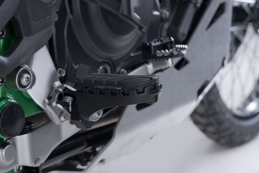 [SW-MOTECH] - Kit de reposapiés ION, negro – imagen 5