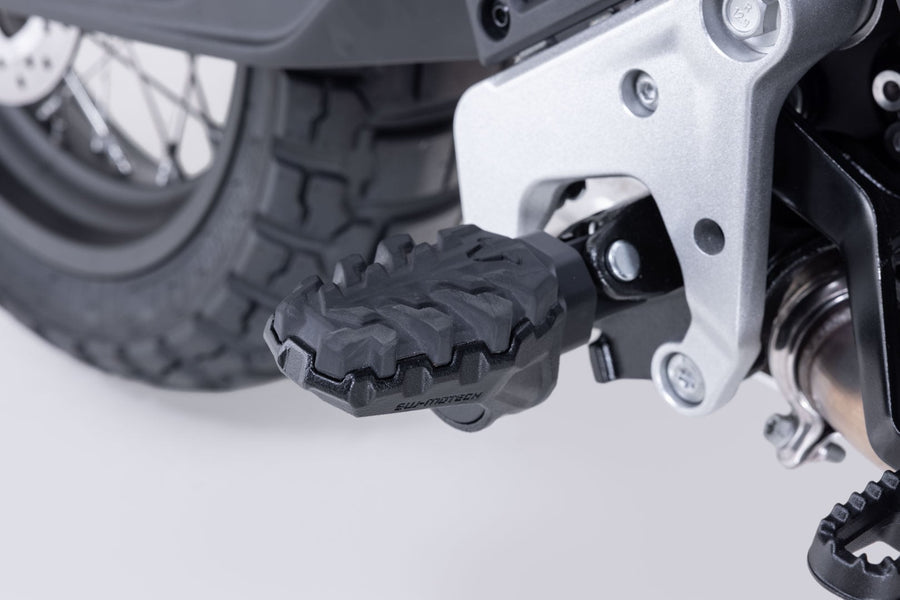 CFMOTO 800 MT-X [2025-2026] - EVO Fußrasten-Satz, Ausführung FRS.10.112.10000/B – Bild 1
