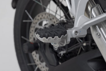 Triumph Tiger 1200 GT [2022-2024] - Kit de reposapiés para pasajero EVO - imagen 1