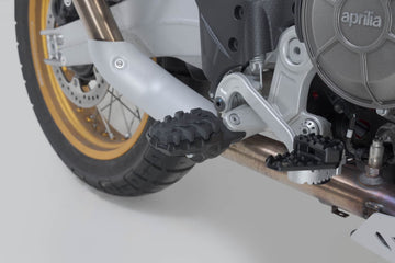 Aprilia Tuareg 660 [2025-2026] - Juego de reposapiés EVO, ajustable en 36 posiciones, versión FRS.13.112.10300/B – imagen 2