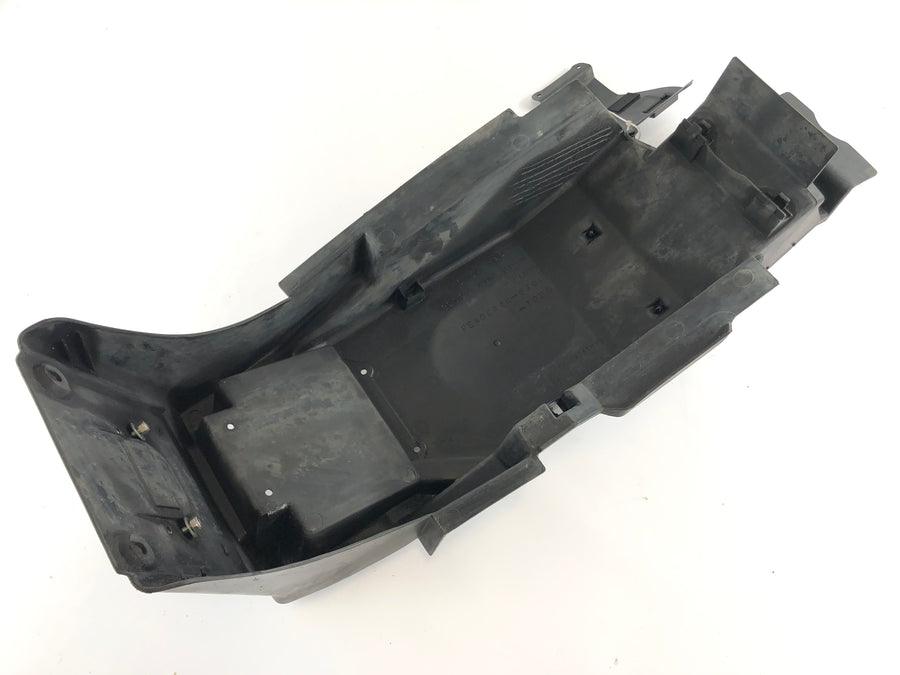 Honda VFR 800 FI RC46 [2000] - combustible interior subterráneo