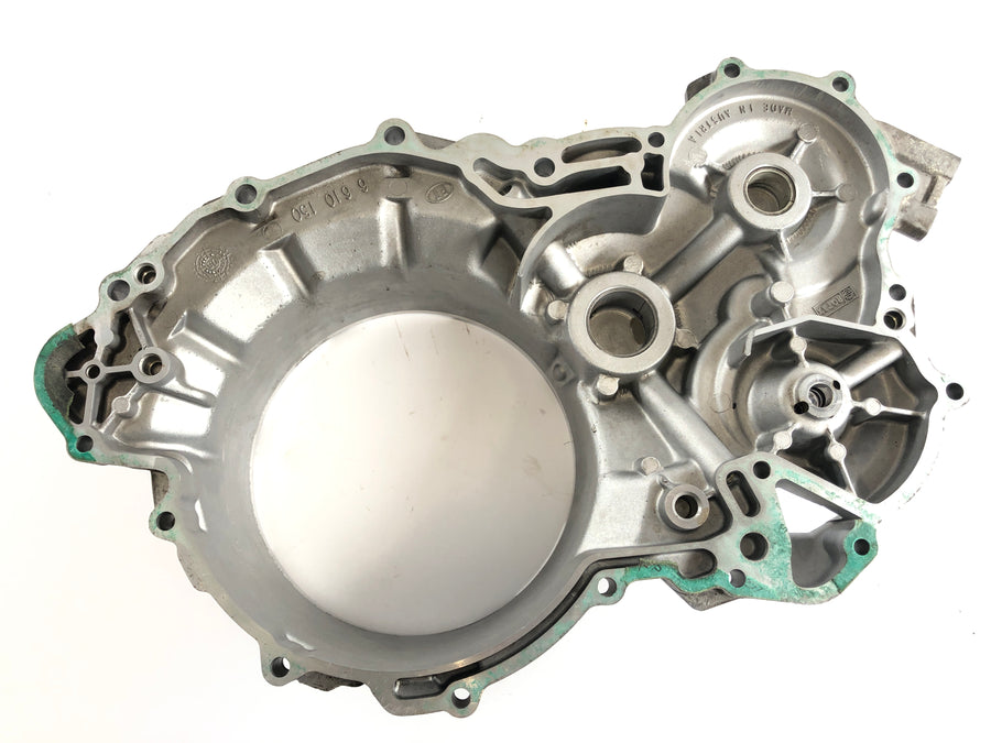 Can en el Spyder SM5 [2009] - Tapa del motor en la tapa de acoplamiento izquierdo