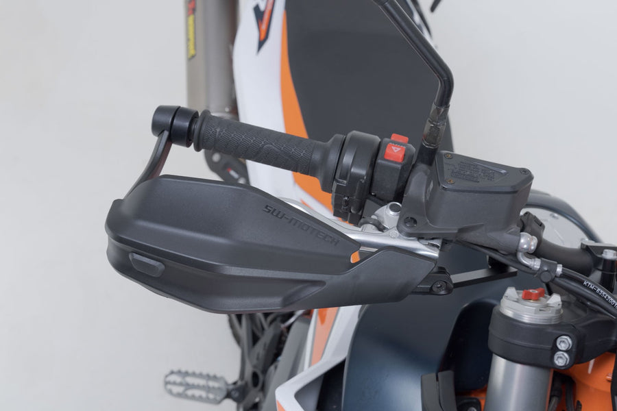 Ducati Scrambler 1100 [2018-2024] - Kit de protectores de manos Adventure con montaje de dos puntos - foto 8