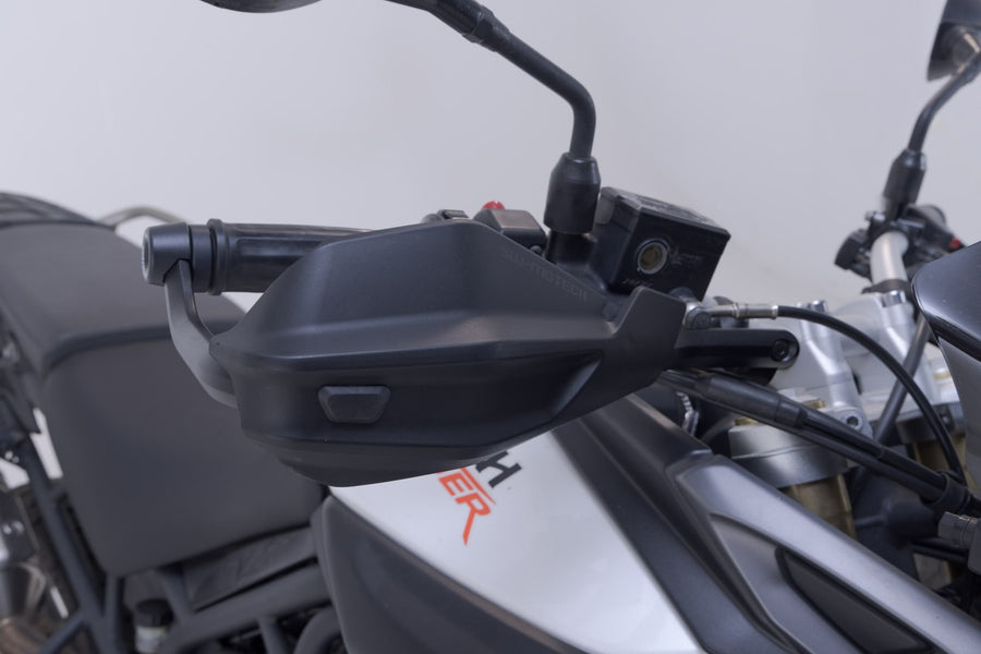 Triumph Tiger 800 XRT [2020] - Kit de guardamanos Adventure – imagen 3