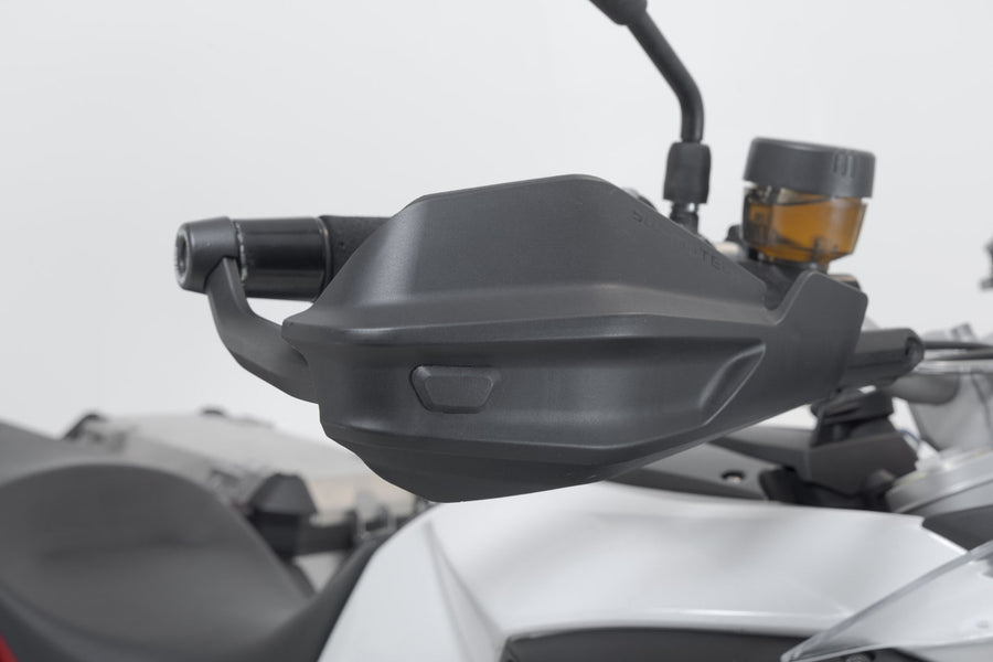 BMW F 800 GS Adventure [2014-2018] - Kit de protectores de manos Adventure – imagen 3