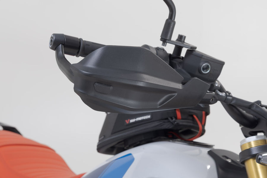 BMW R 12 [2024-2026] - Kit de protectores de manos Adventure – imagen 3