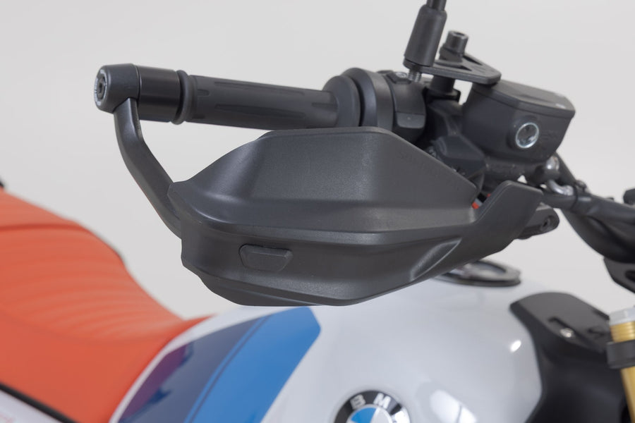 BMW R 12 [2024-2026] - Kit de protectores de manos Adventure – imagen 4