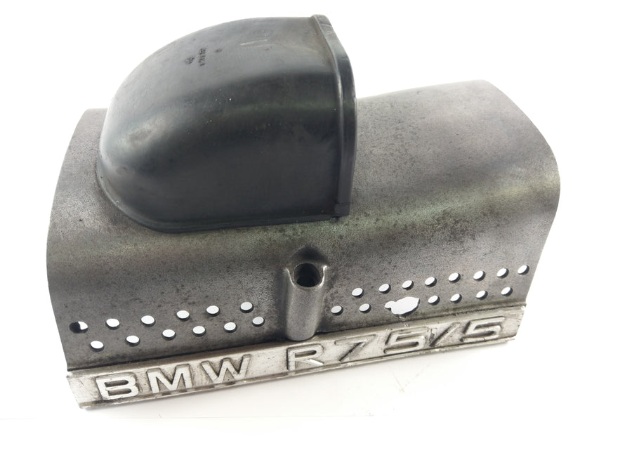 BMW R75/5 - Tapa del motor sobre la cubierta de arranque superior