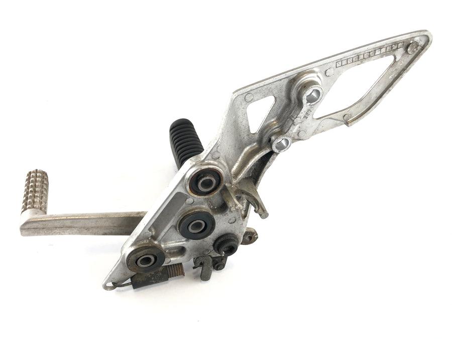 Suzuki Bandit GSF 650 S WVB5 [2005] - reposador del conductor con soporte y pedal de freno derecho