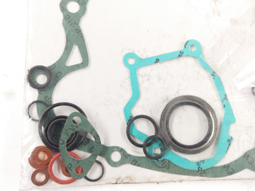 Yamaha DT 125 DE06 [2003] - SEALS Los sellos del motor son paquetes - 0