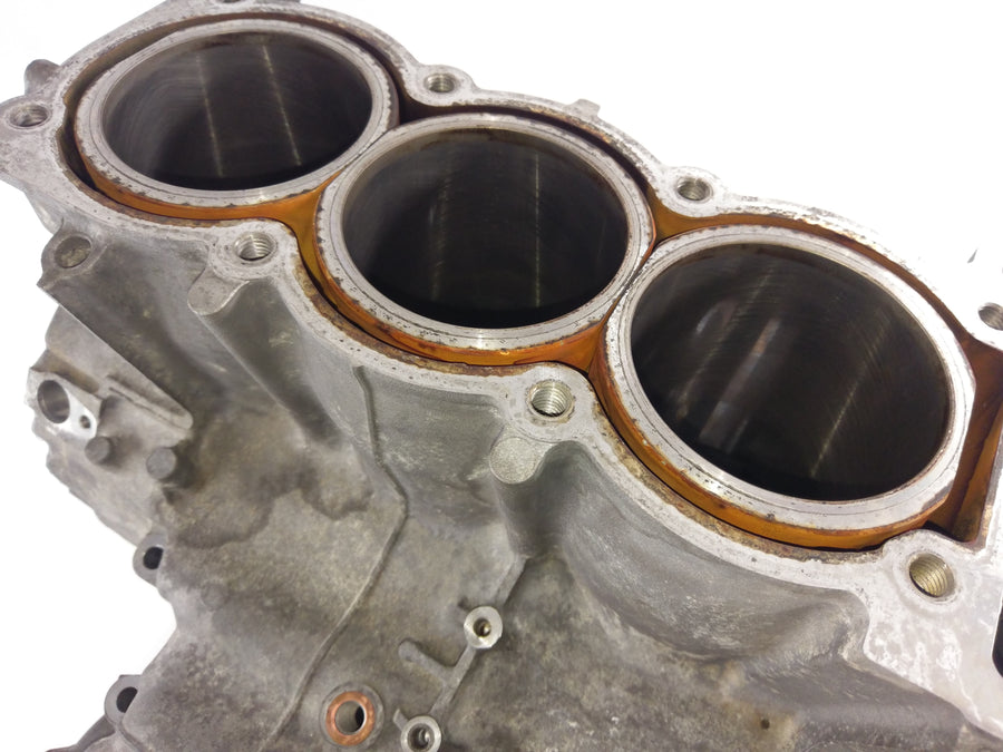 Triumph Daytona 955i T595N [2002] - Motor Housing Vacacianza vacía