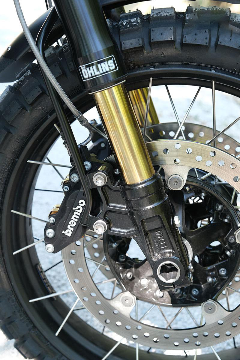 BMW R nineT 1200 Urban G/S (escape bajo) [2017-2023] - Juego de horquilla Öhlins USD + placas de garaje y unidad de pies (altura estándar)