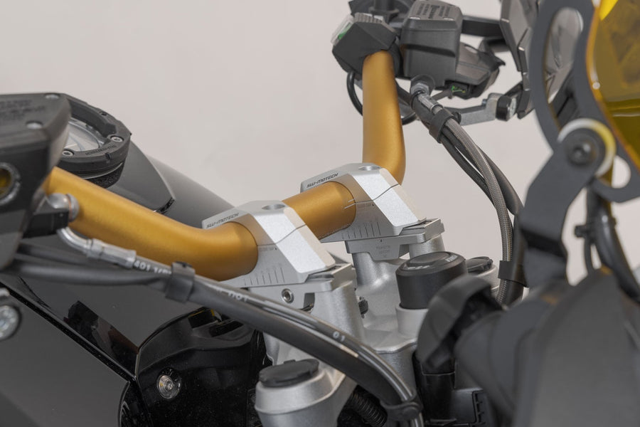 BMW R 1200 GS [2017-2019] - Instalación de manillar variable para Ø 32 mm, 30 mm más alto, versión LEH.00.039.32000/S - Figura 6