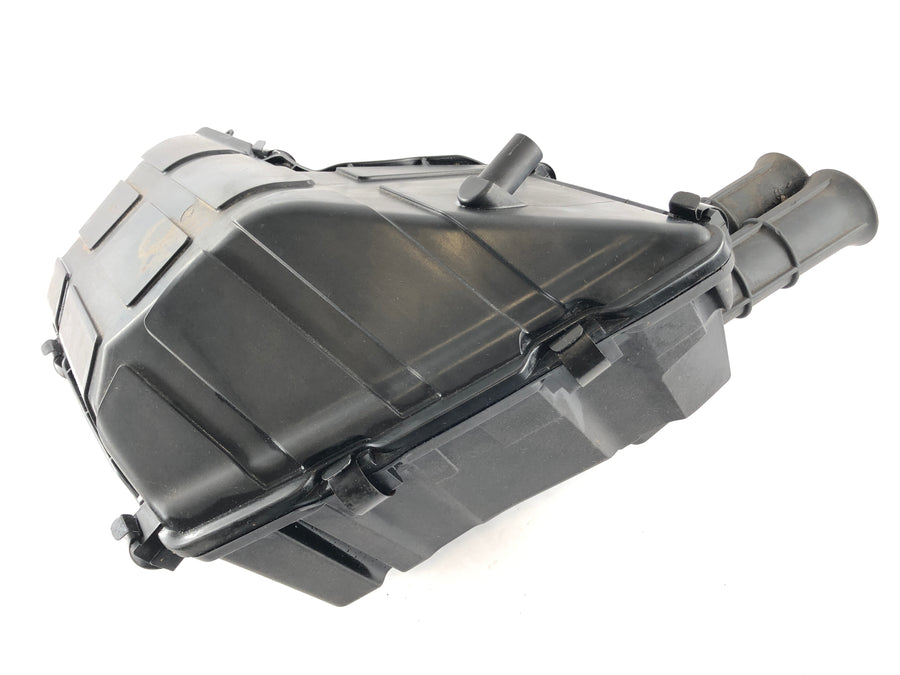 Can en el Spyder SM5 [2009] - Caja de filtro de aire Airbox