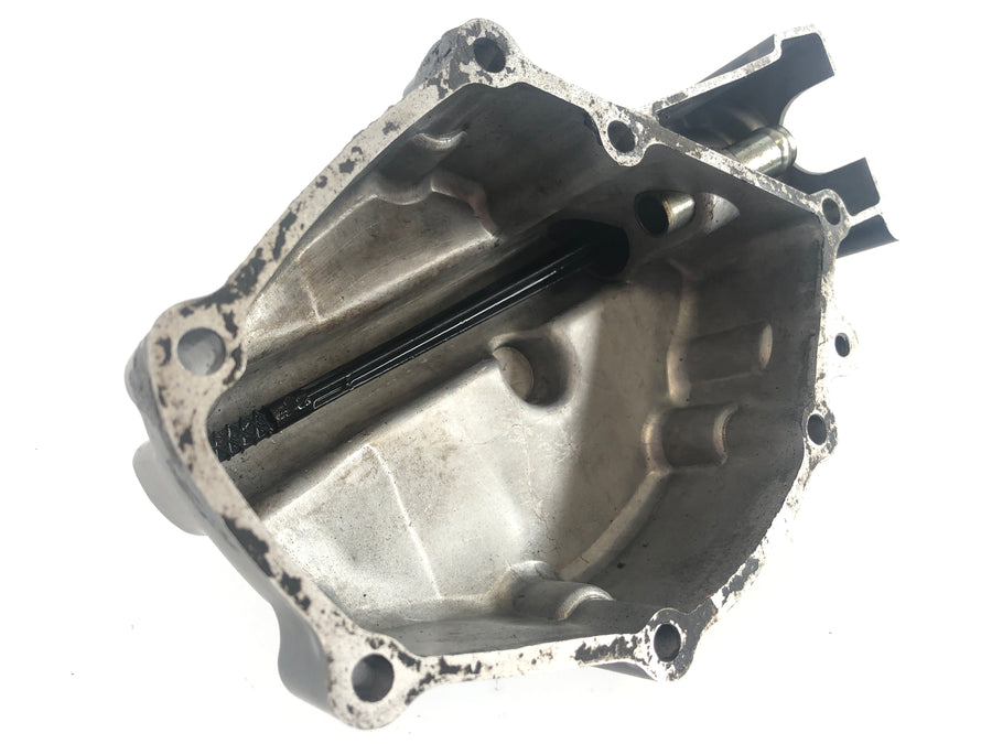 Honda CB 900 F SC01 [1981] - Tapa del motor de cubierta bombeada de aceite a la izquierda con un establo de aceite