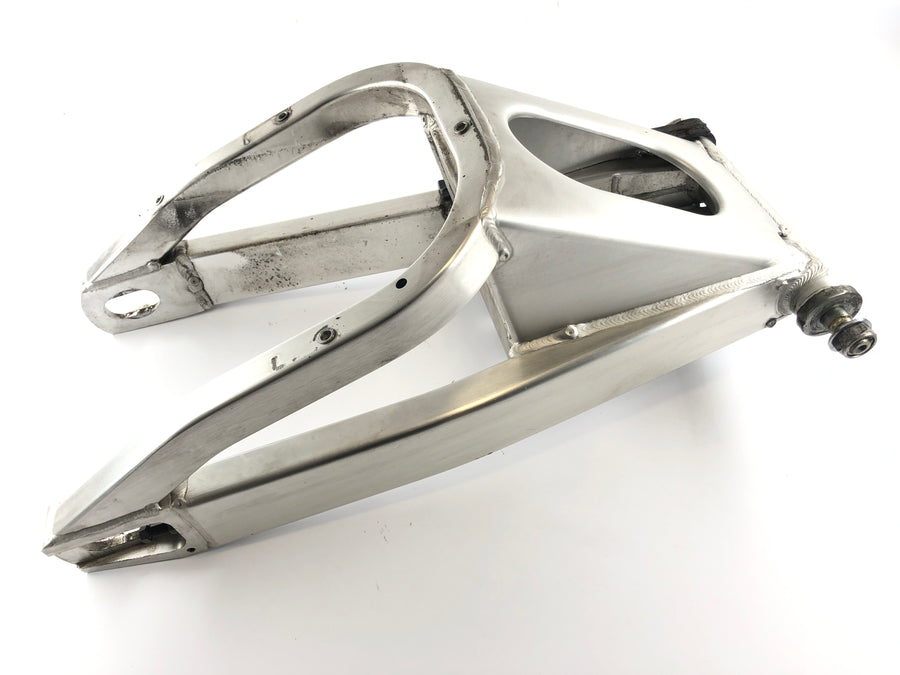 Yamaha YZF R1 RN04 [2000] - Schwinge Rode Wheel Swing