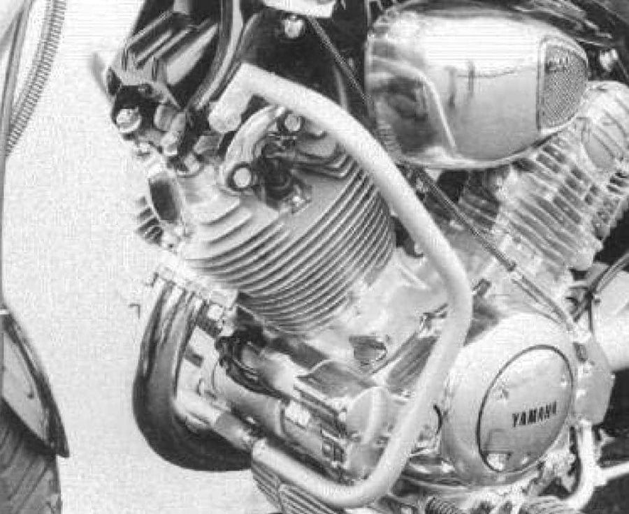 Yamaha XV 750 [1992-1999] - barra de protección del motor