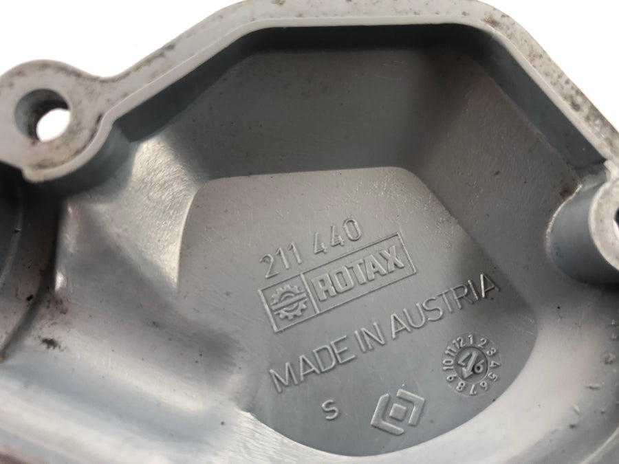 Aprilia Rs 125 MPB [2000] - Tapa de cubierta de la bomba de aceite