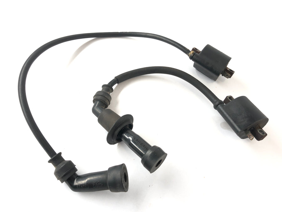 Suzuki DR 800 S SR42B [1991] - Bobinas de encendido con una pareja de tapones