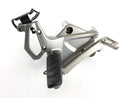 BMW F 800 S [2007] - reposapiés a la derecha con soporte y pedal de freno-1