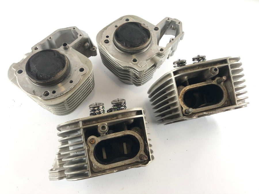 BMW R 1150 R R21 [2002] - Cilindro con pistones y cabezas de cilindro