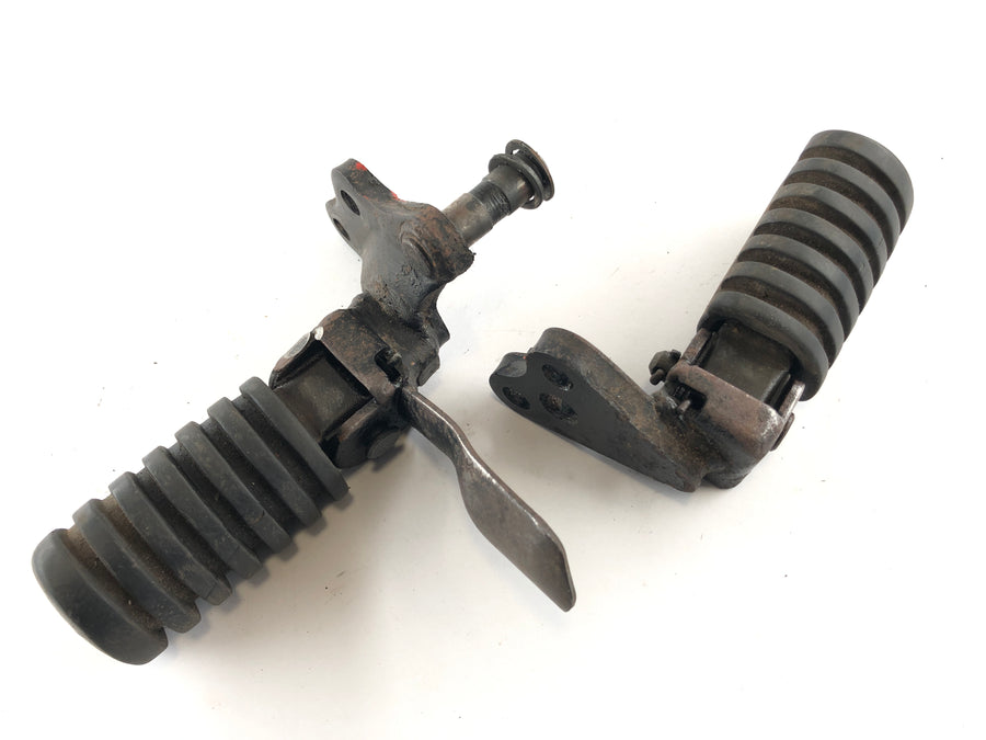 Yamaha XT 350 55V [1987] - Footrest Set Footrests del conductor