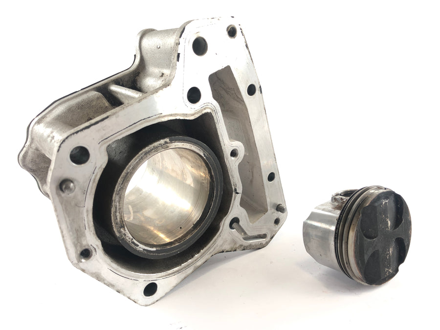 BMW C1 125 [2001] - Cilindro con pistones