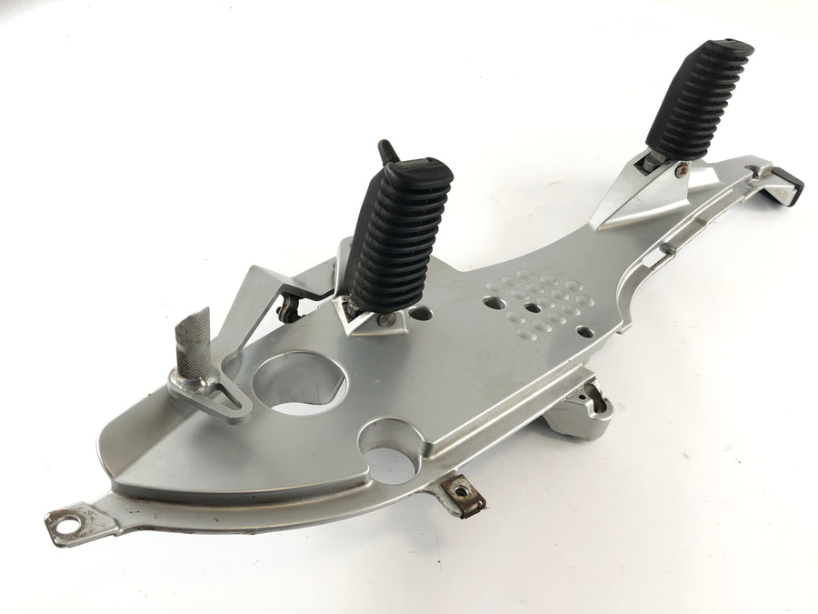 BMW R 1150 RT [2001] - Placa del reposapiés a la derecha con pedal de freno