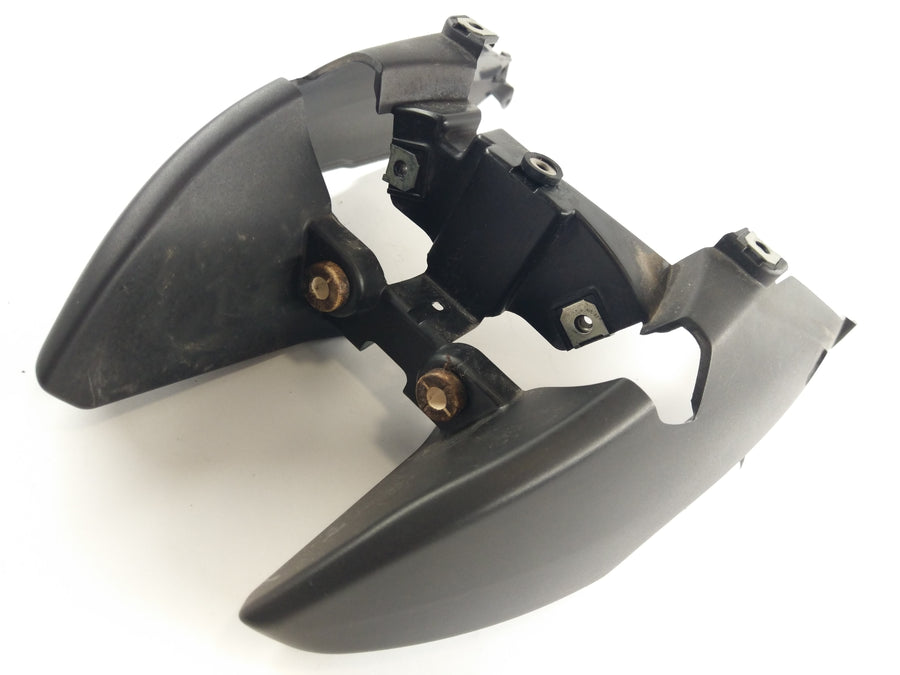 BMW K 1200 R [2010] - Disfracción del revestimiento trasero