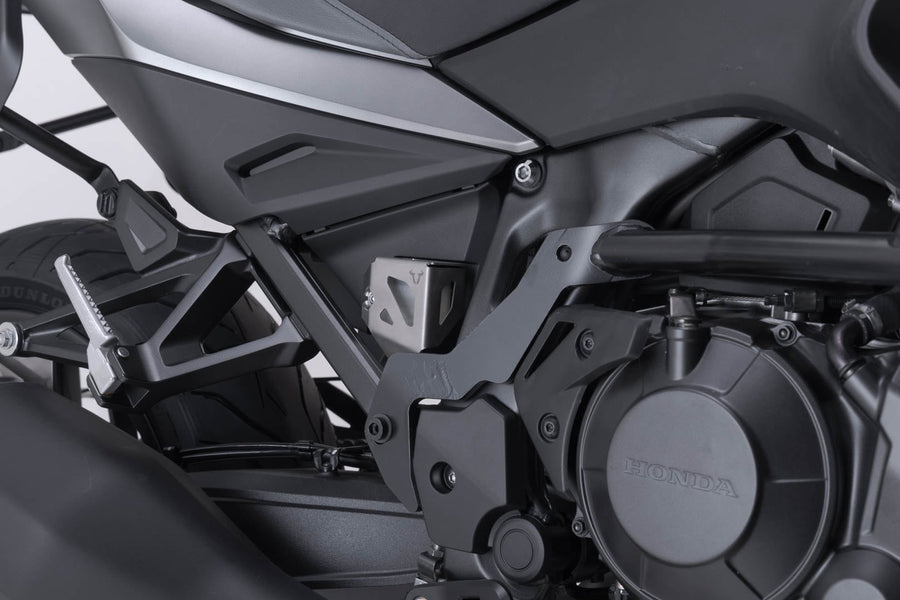 Honda NT 1100 [2022-2025] - Protección depósito líquido de frenos - foto 5