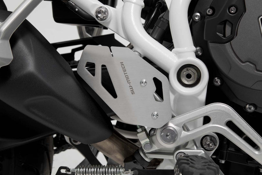 Triumph Tiger 900 GT [2020-2022] - Protección depósito líquido de frenos - Imagen 1
