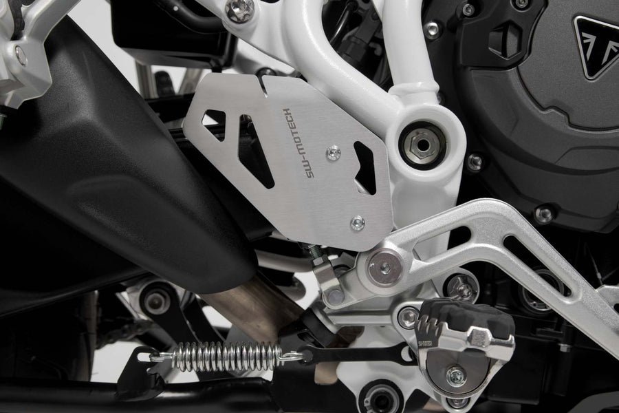 Triumph Tiger 900 GT [2020-2022] - Protección depósito líquido de frenos - Imagen 5
