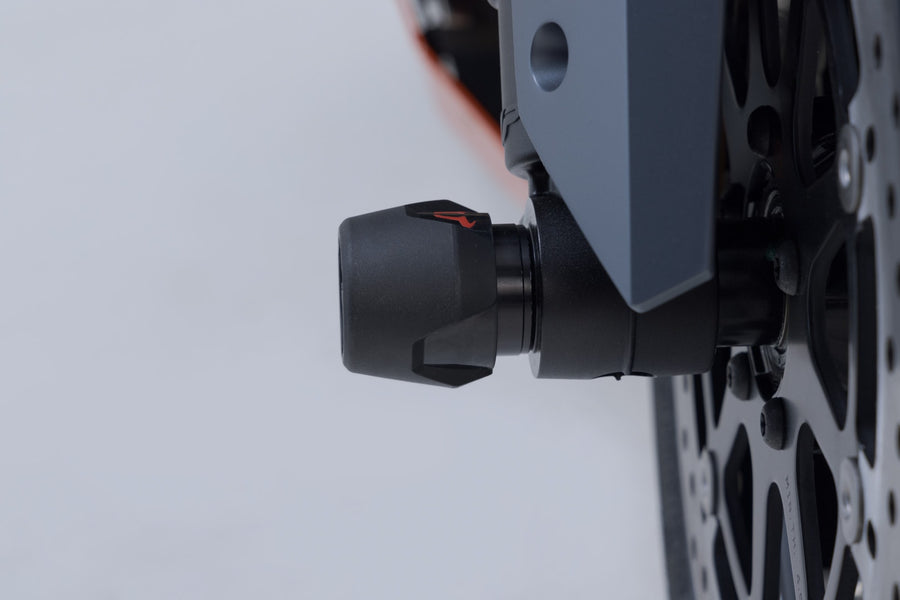 KTM 990 Supermoto R [2012] - Kit de protectores de protección para eje delantero – imagen 6