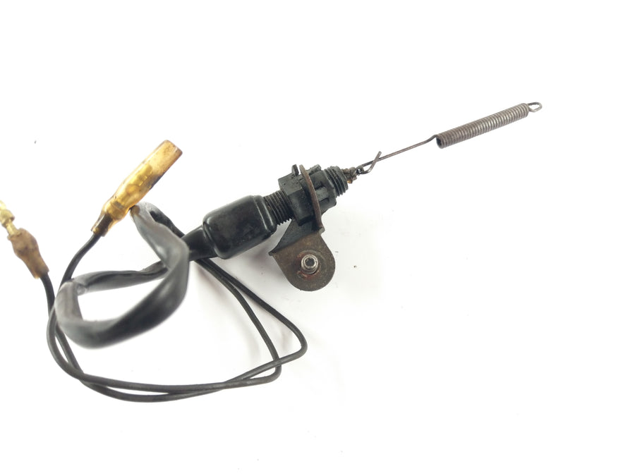 Yamaha TT 600 59X [1985] - Interruptor de luz de freno en la parte posterior