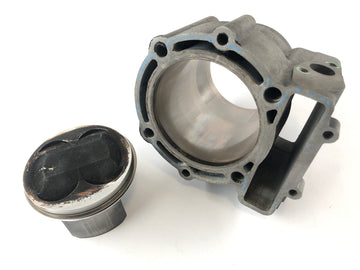 Husqvarna SMR 570 [2003] - Cilindro con pistones